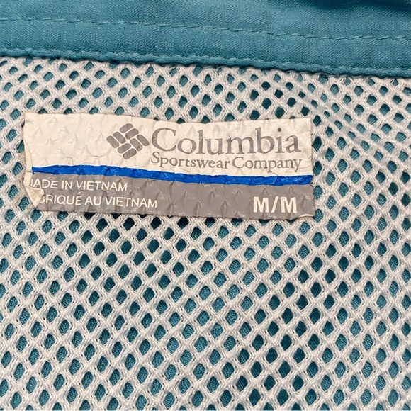 Columbia Short Sleeve Button Down Collared Omni Shield Shirt Size M - Picture 6 of 9